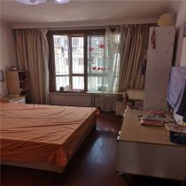 怡安花苑 3室2厅2卫 150m&sup2;