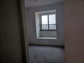 中海碧林湾 3室1厅1卫 115m&sup2;
