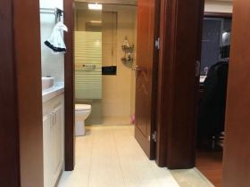 汇富花苑 3室2厅1卫 135m&sup2;