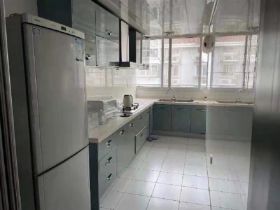 金辉花园 3室2厅2卫 158m&sup2;