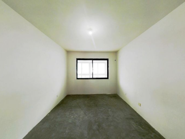 朝阳花苑 3室2厅2卫 138m&sup2;