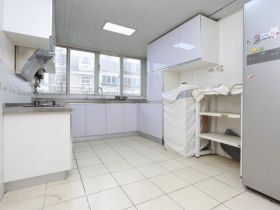 五一新村西区 4室1厅1卫 134.74m&sup2;