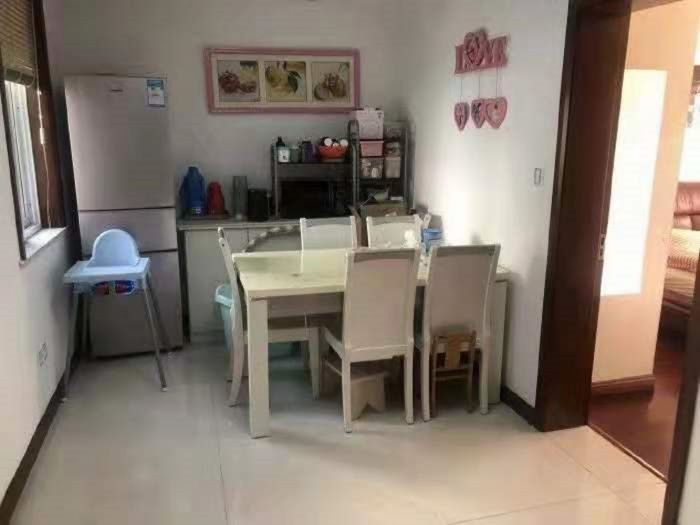 公园三村 3室1厅1卫 96m&sup2;