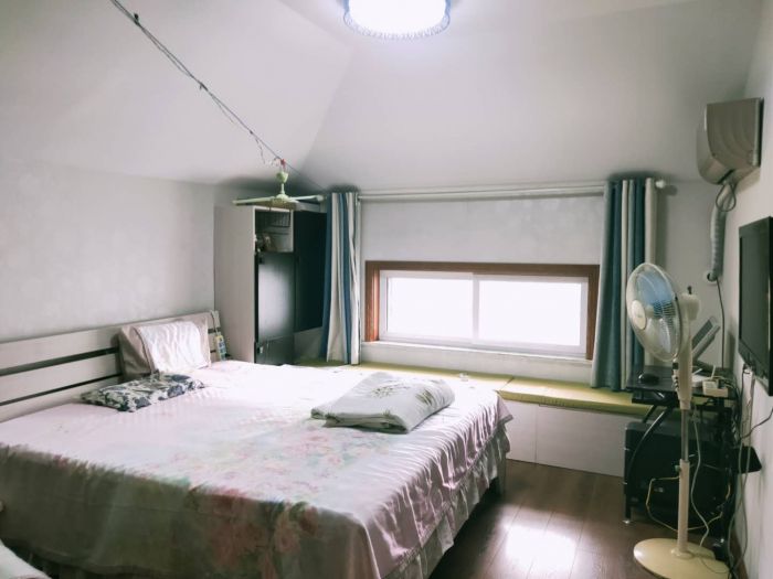 荟景苑 4室2厅2卫 140m&sup2;