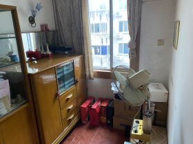 姚港路31号 3室2厅1卫 82m&sup2;