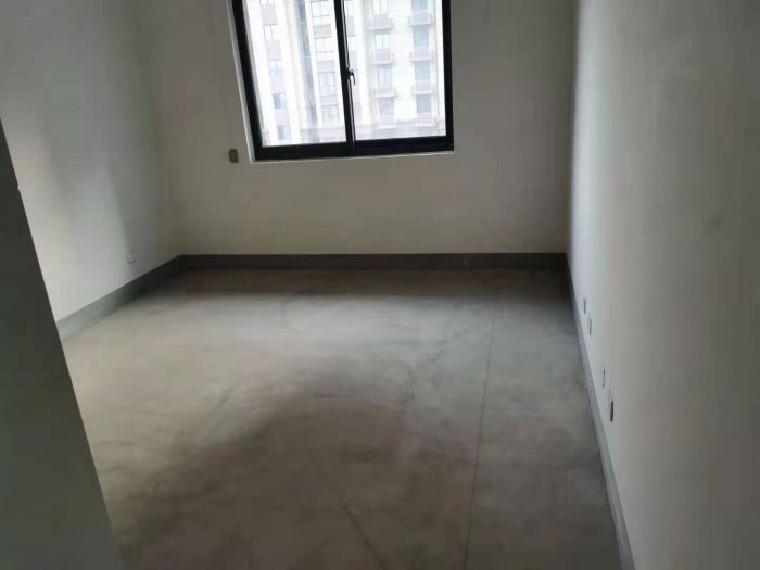 红星嘉苑 3室2厅2卫 131m&sup2;