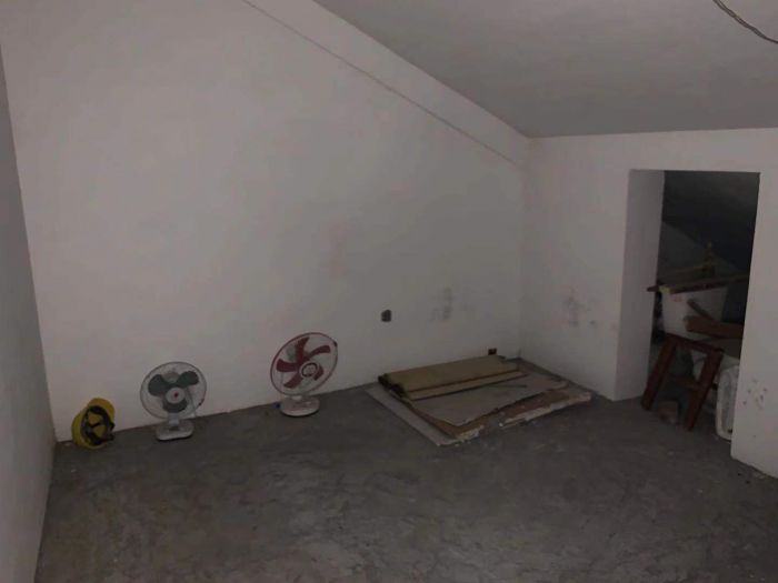怡园北村 5室3厅2卫 155m&sup2;