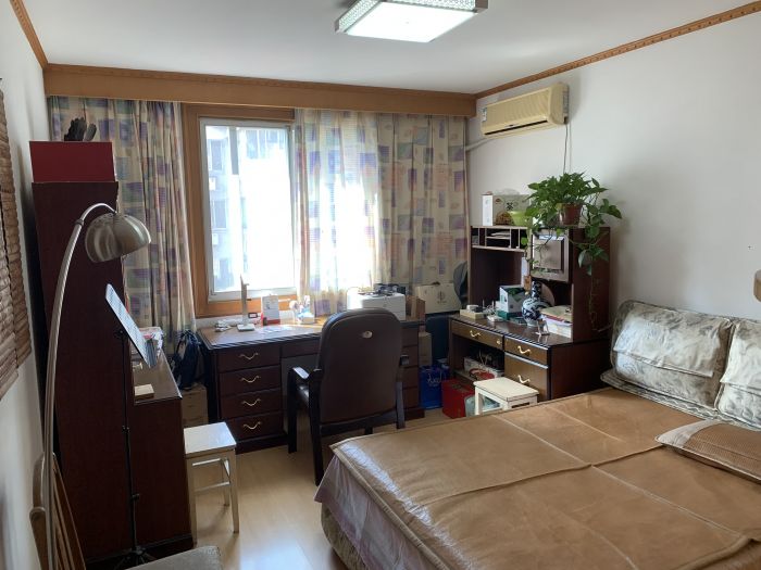 郭里园 3室2厅2卫 142m&sup2;