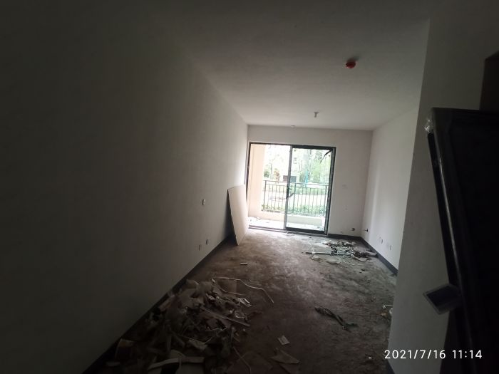 绿地新里城 3室2厅1卫 91m&sup2;
