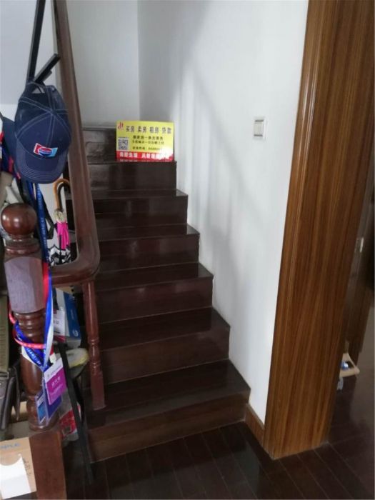 天都花苑 2室2厅1卫 108.7m&sup2;