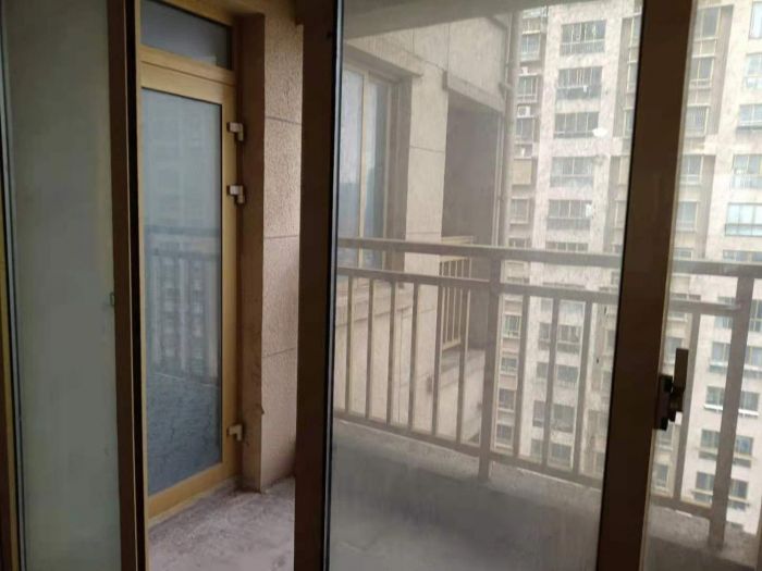 尚海湾 3室2厅1卫 140m&sup2;