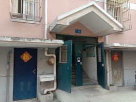 新华佳园 4室2厅1卫 142.91m&sup2;