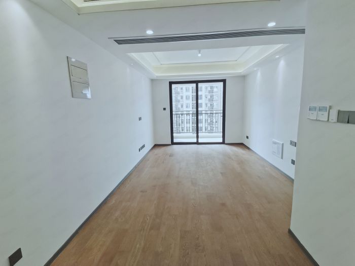 春风南岸东园 3室2厅1卫 96m&sup2;