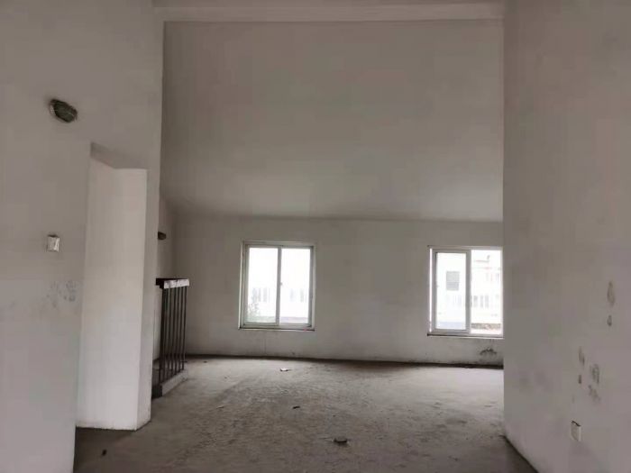 星通花园 5室2厅1卫 191m&sup2;