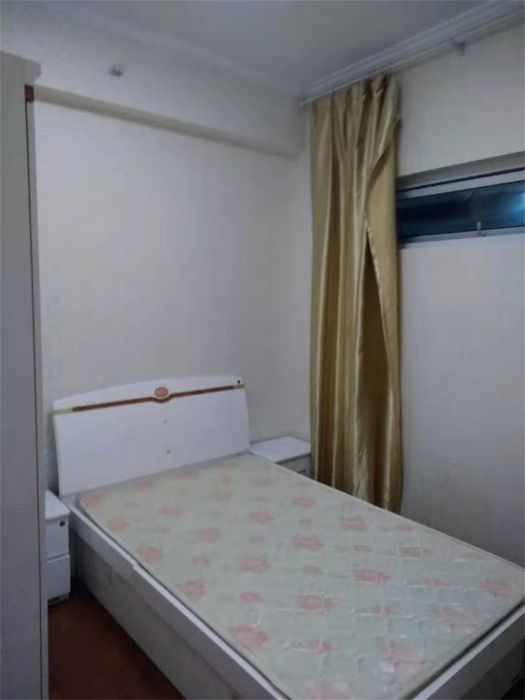 涌鑫八达通广场 2室1厅1卫 52m&sup2;