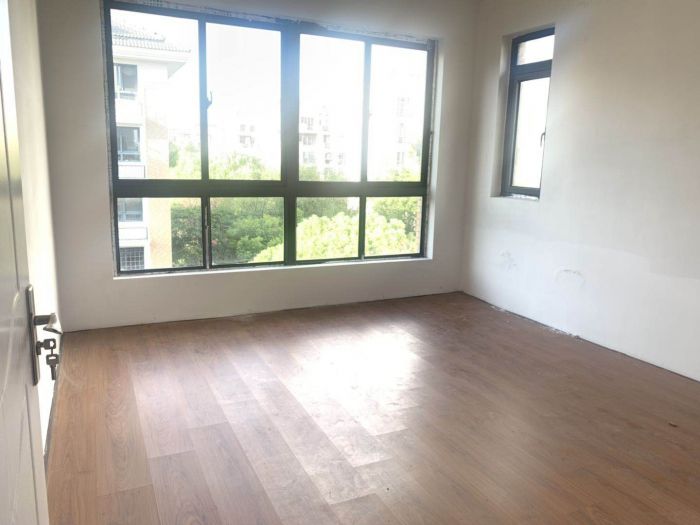 金水湾花园 4室2厅2卫 200m&sup2;