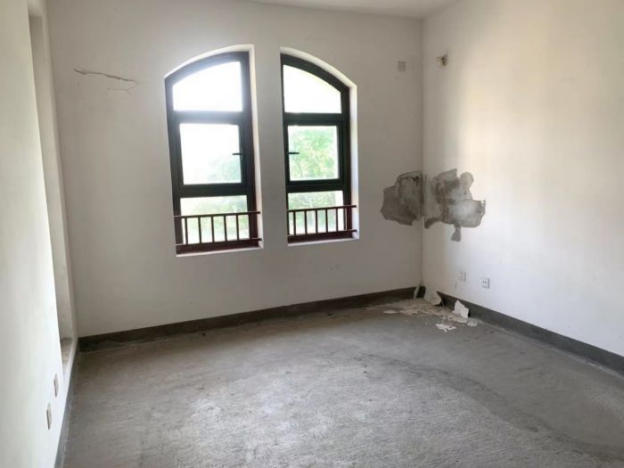 金河名人世家 4室2厅5卫 228.00m&sup2;