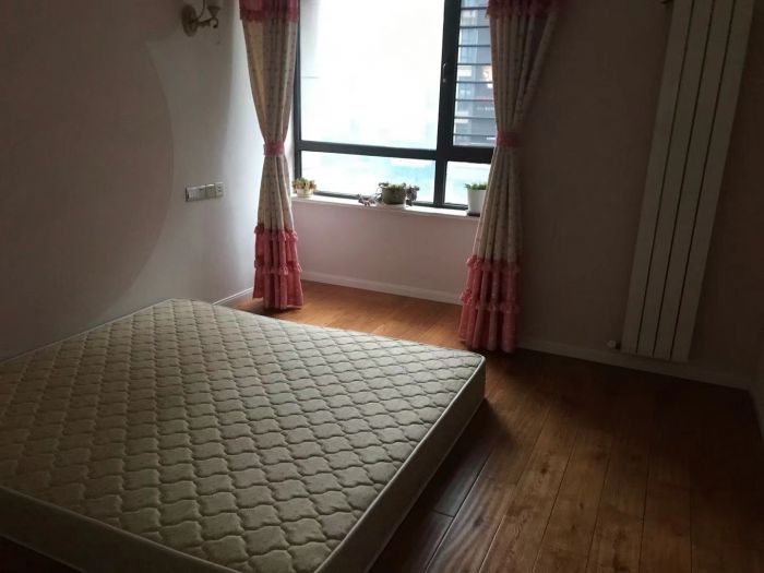 意邦绿墅湾 3室2厅2卫 143m&sup2;