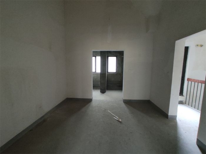 南通橡树湾 5室2厅3卫 225m&sup2;