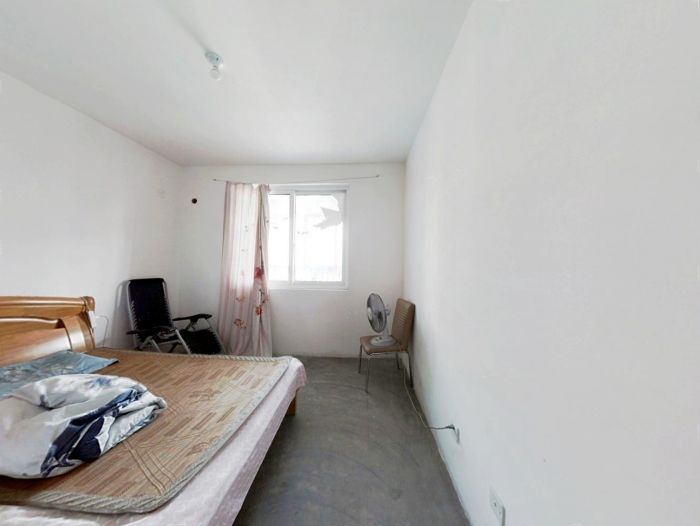 龙庭景苑 3室2厅2卫 142m&sup2;