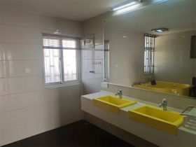 北濠大厦 3室2厅2卫 115m&sup2;
