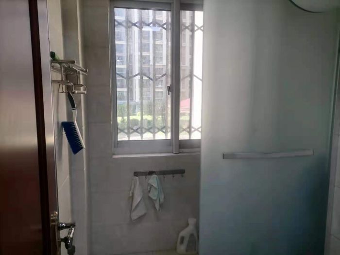 尚海城 3室2厅1卫 134m&sup2;