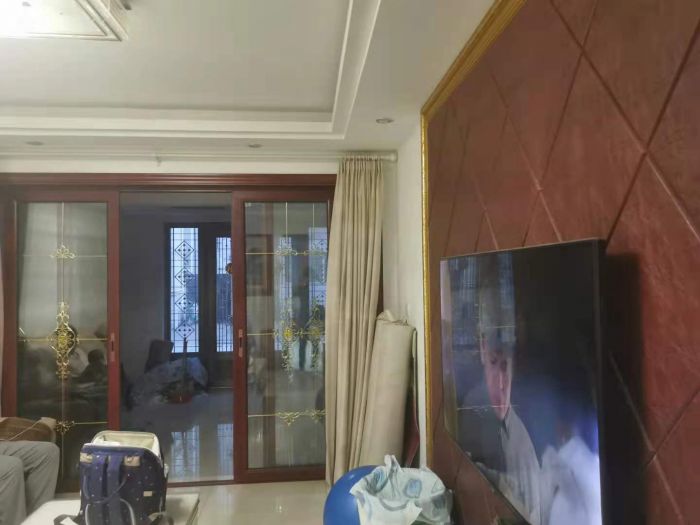郭里园 3室2厅1卫 141.9m&sup2;
