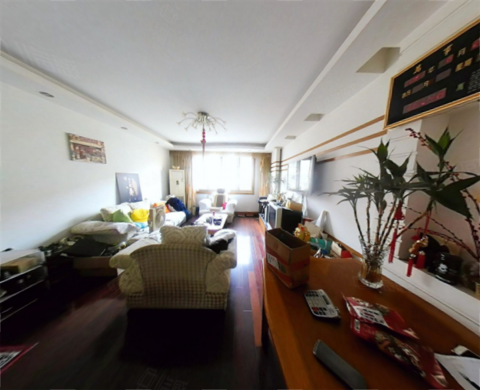 佳成花苑 3室2厅1卫 132.72m&sup2;