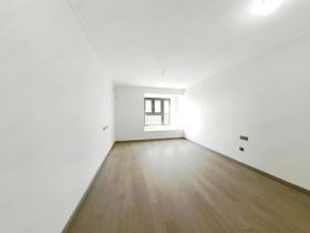 万科有湖（翡翠心湖） 3室2厅1卫 127m&sup2;