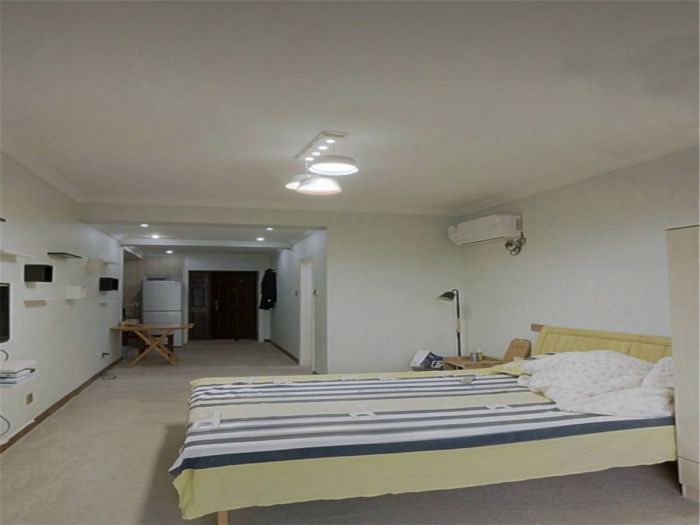 凤凰莱茵苑 1室1厅1卫 42m&sup2;