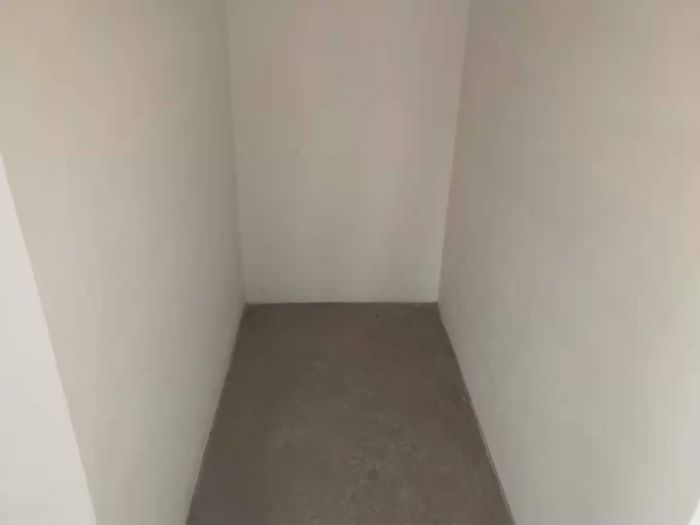 军山花园 4室2厅4卫 255.00m&sup2;