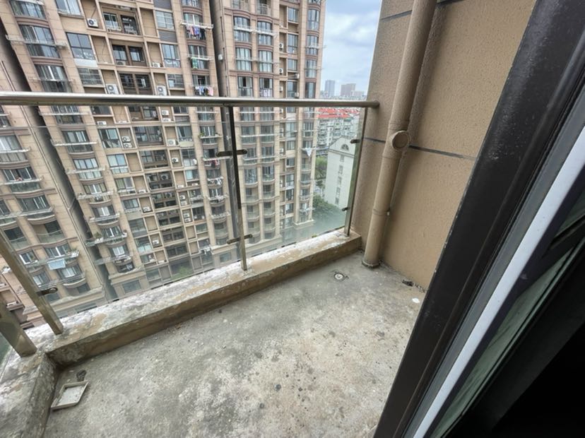 天龍逸園 2室1厅1卫 86m&sup2;