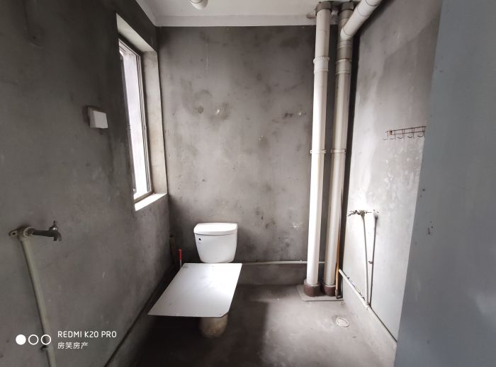 万通城 1室厅卫 98m&sup2;