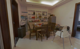 春天花园 2室2厅1卫 90m&sup2;
