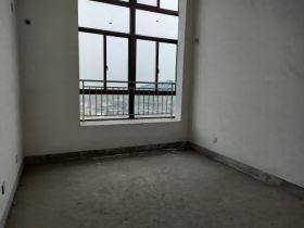 山景水岸 5室2厅2卫 177m&sup2;