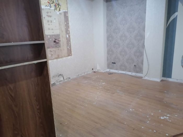 鸿运大厦 1室1厅1卫 40m&sup2;