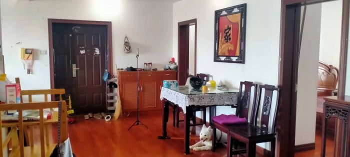 南方公寓 3室2厅2卫 143.59m&sup2;