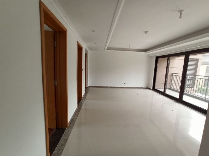 富力半岛花园 4室2厅2卫 142m&sup2;