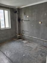 春晖花园 3室2厅2卫 136m&sup2;