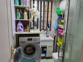 汇富花苑 3室2厅1卫 116m&sup2;