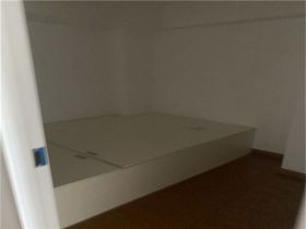 奥特莱斯 3室1厅1卫 42.5m&sup2;