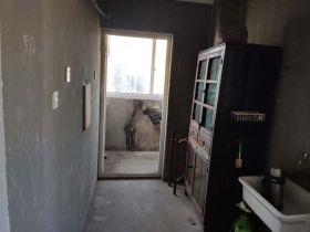 天山花苑 2室1厅1卫 56m&sup2;