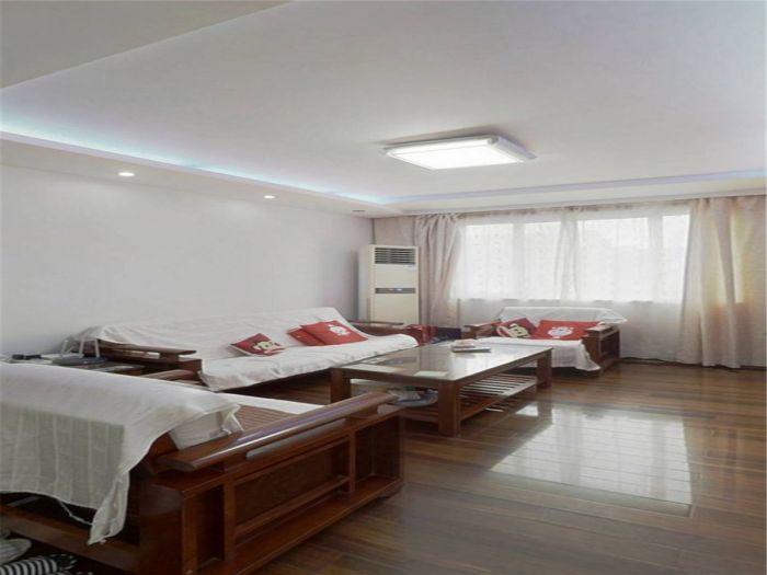 天馨花苑 3室2厅1卫 120m&sup2;