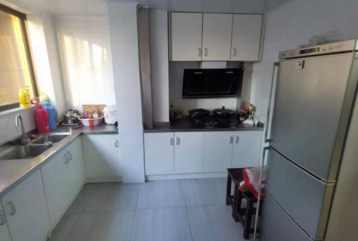 外滩花苑 3室2厅2卫 116m&sup2;