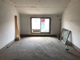外滩小区 5室3厅2卫 222m²
