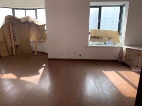 中南世纪城北区 3室2厅2卫 179.27m&sup2;