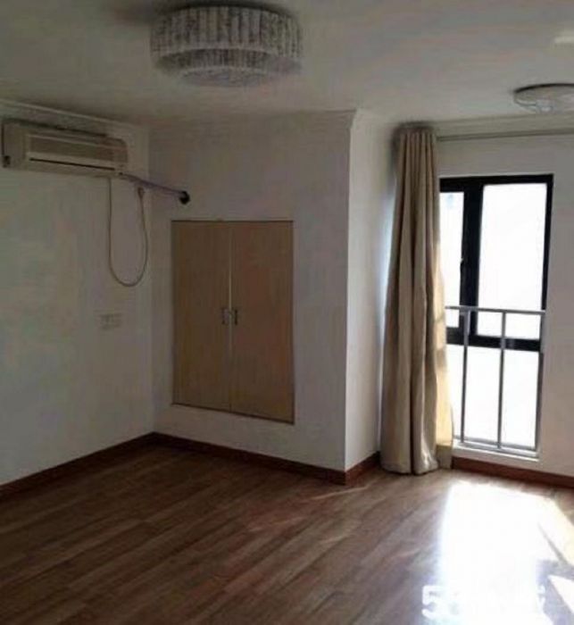 东景国际 2室2厅1卫 70m&sup2;