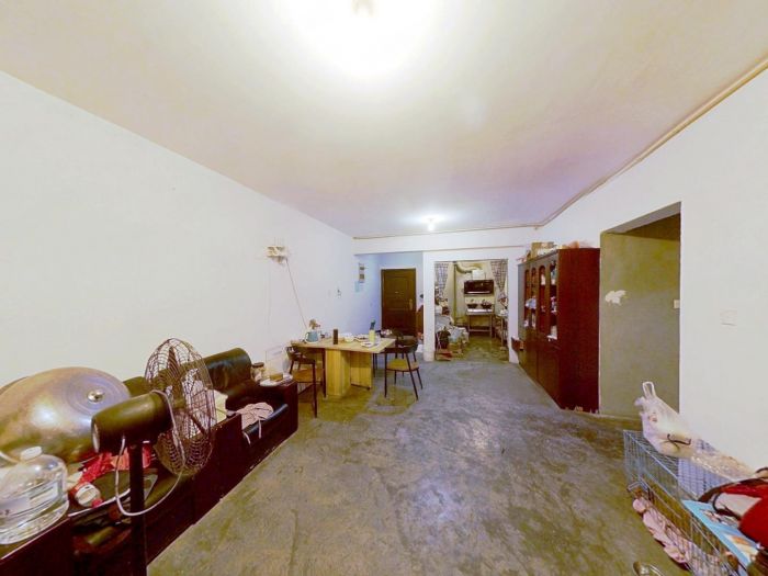 华强城 3室2厅1卫 120m&sup2;