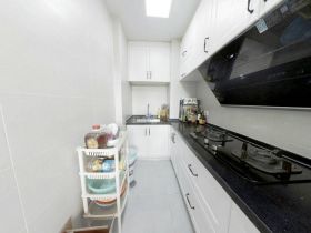 华强城 3室2厅1卫 81.9m&sup2;