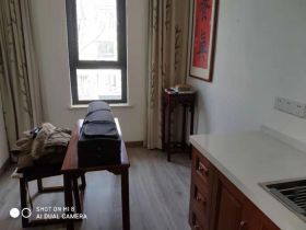 金河名人世家 5室2厅3卫 240.00m²